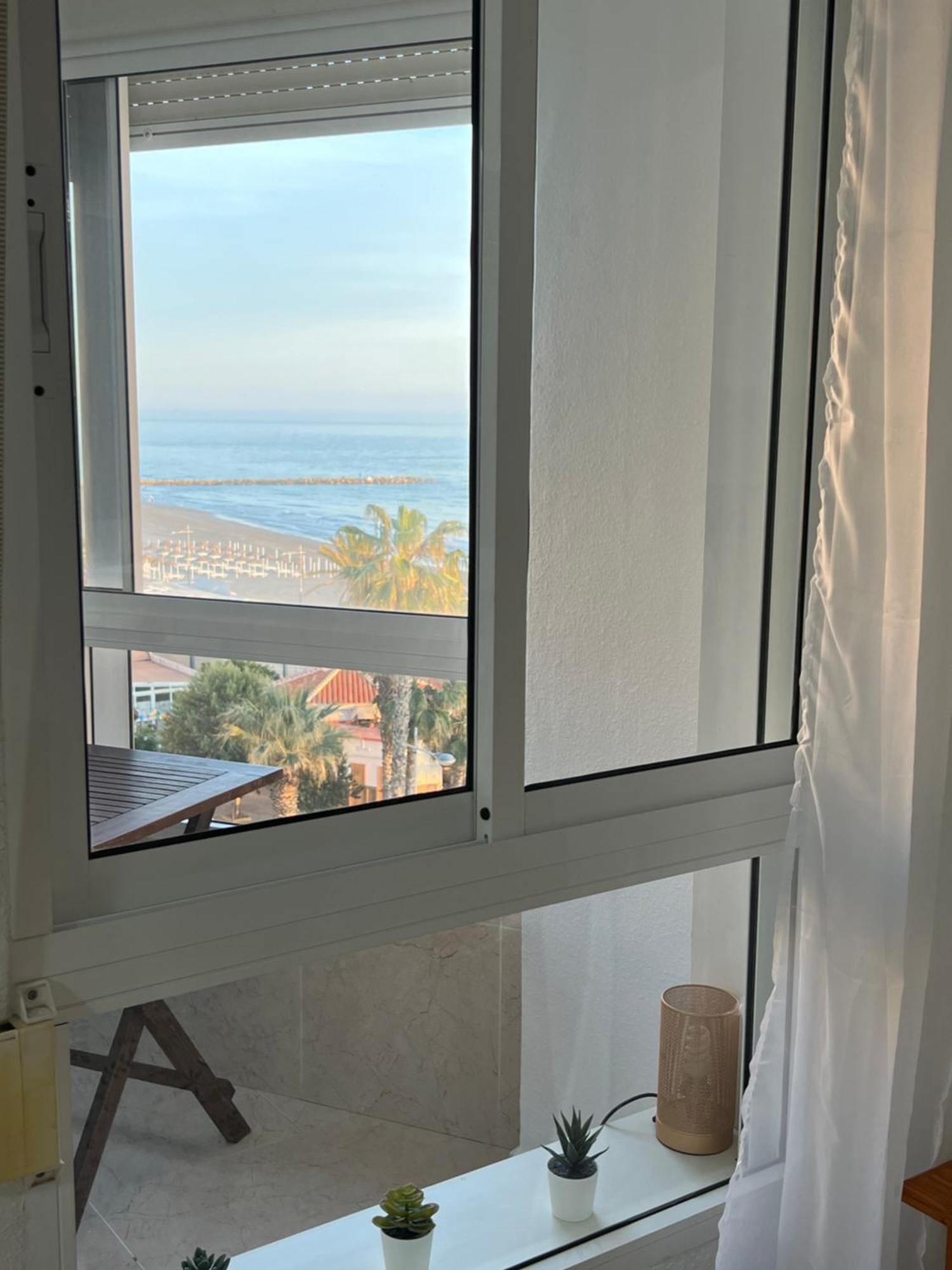 Estudio Mar En Calma, Primera Linea De Playa Con Vistas Al Mar Torrox Extérieur photo